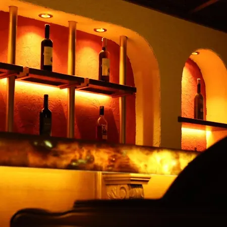 Dionysos 1789 Boutique Foca
